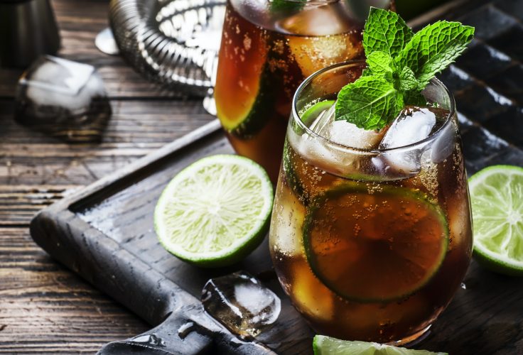 Cuba libre alcohol cocktail