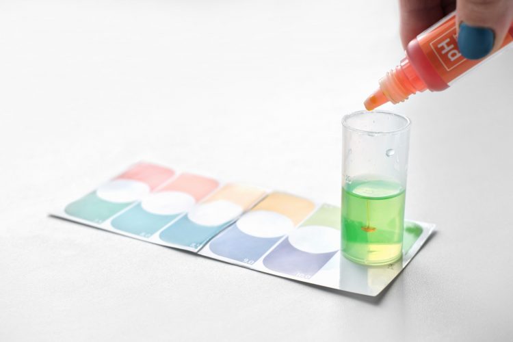 home urine ph test set. simple and fast ph or acid control at home for diabetes patients.