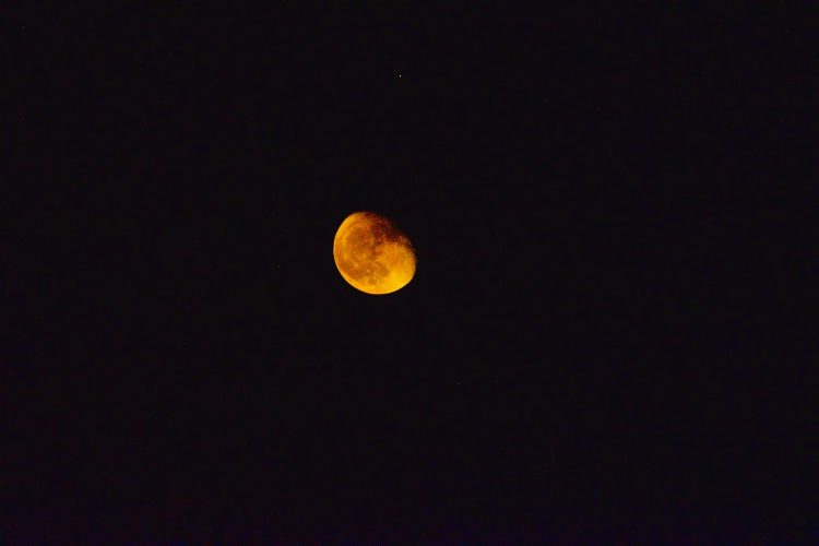 Wow! Incredible image of the moon. NOT a blood moon, but there was a fire in California that