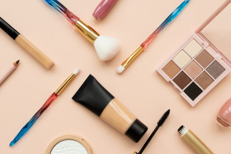 make-up