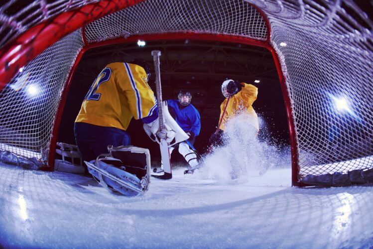 ice hockey goalkeeper